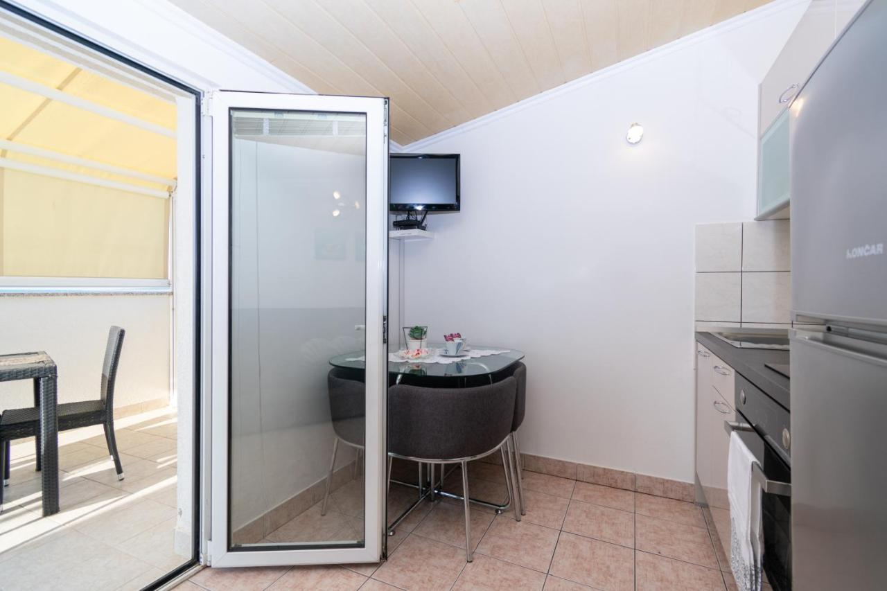 Apartment Mandre 4093B Exterior foto